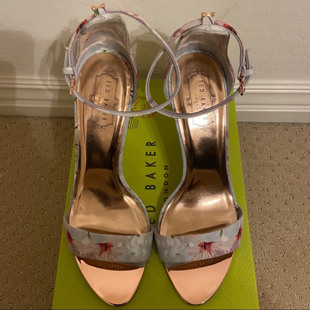 Ted baker floral sandals - Picture 2 of 6
